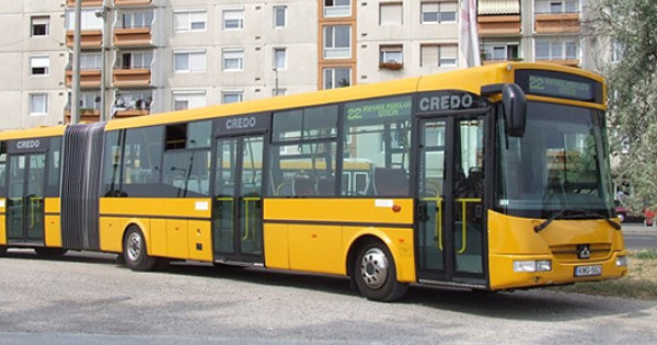 Új csuklós busztípuson dolgozik a Credobus